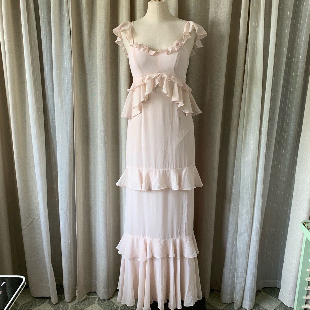 WAYF LONG RUFFLED SOFT PINK EVENING DRESS